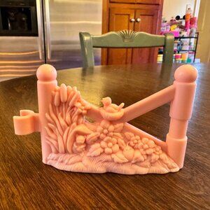 Fisher Price Loving Family Dollhouse Pink Horse Fence W/ Flowers For Stable